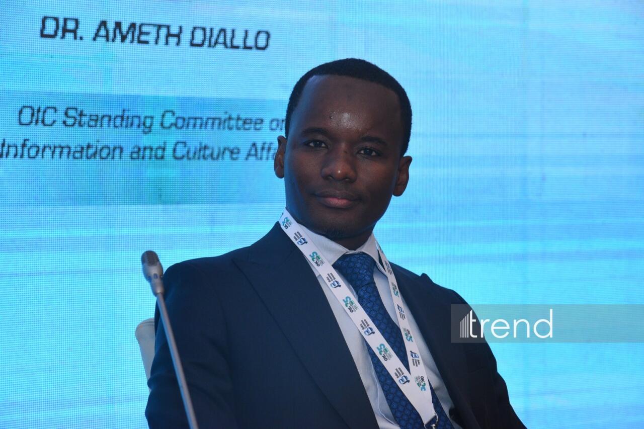 На Бакинской Творческой неделе обсудили будущее культуры исламского мира в цифровую эпоху