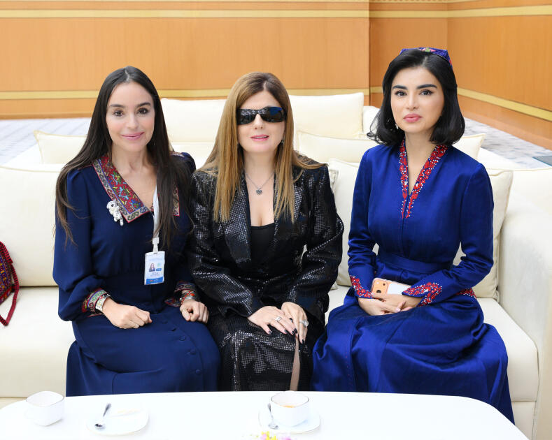 Вице-президент Фонда Гейдара Алиева Лейла Алиева встретилась с руководителем Администрации Президента Республики Узбекистан