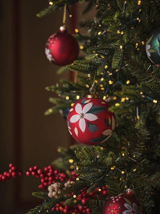 Coincasa представляет новогоднюю коллекцию Blooming New Year