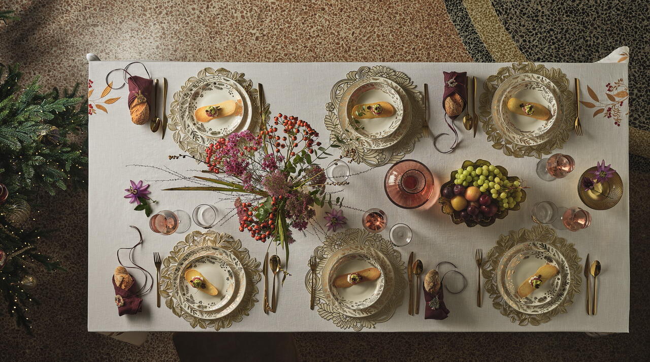 Coincasa представляет новогоднюю коллекцию Blooming New Year