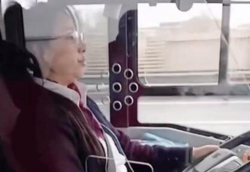 «BakuBus» внес ясность в ситуацию с женщиной-водителем