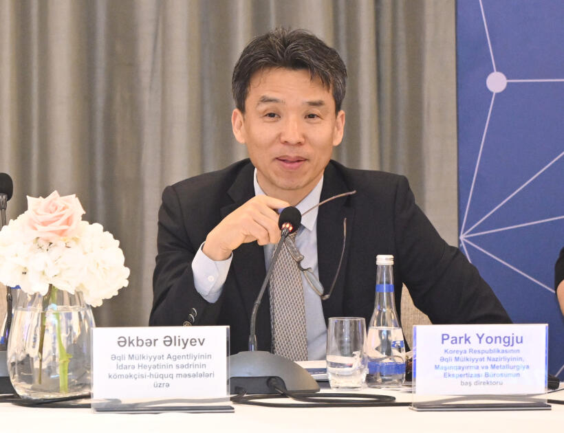 “Əqli mülkiyyət və süni intellekt” mövzusunda beynəlxalq konfransın ikinci günü müzakirələrlə davam edib