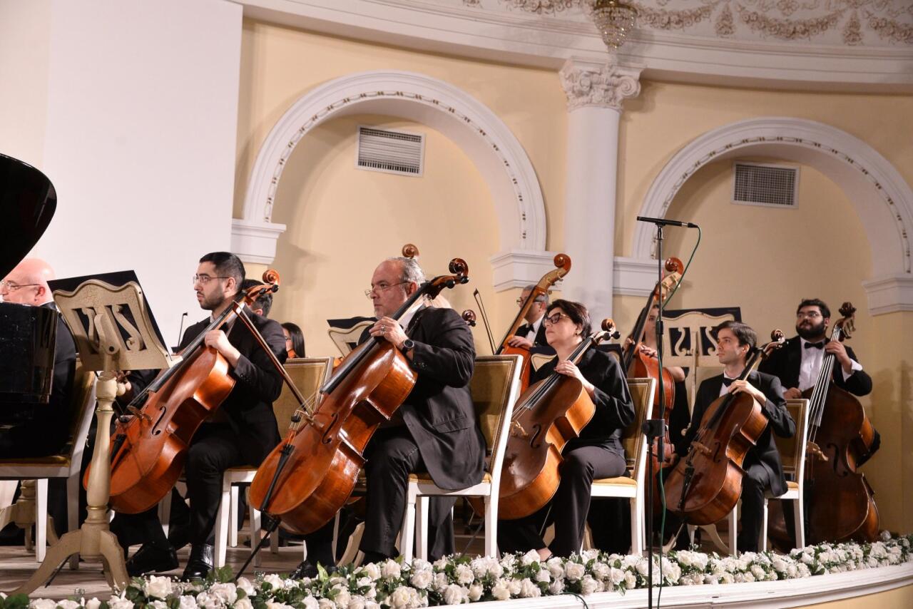 "Послеполуденный отдых фавна" в Баку