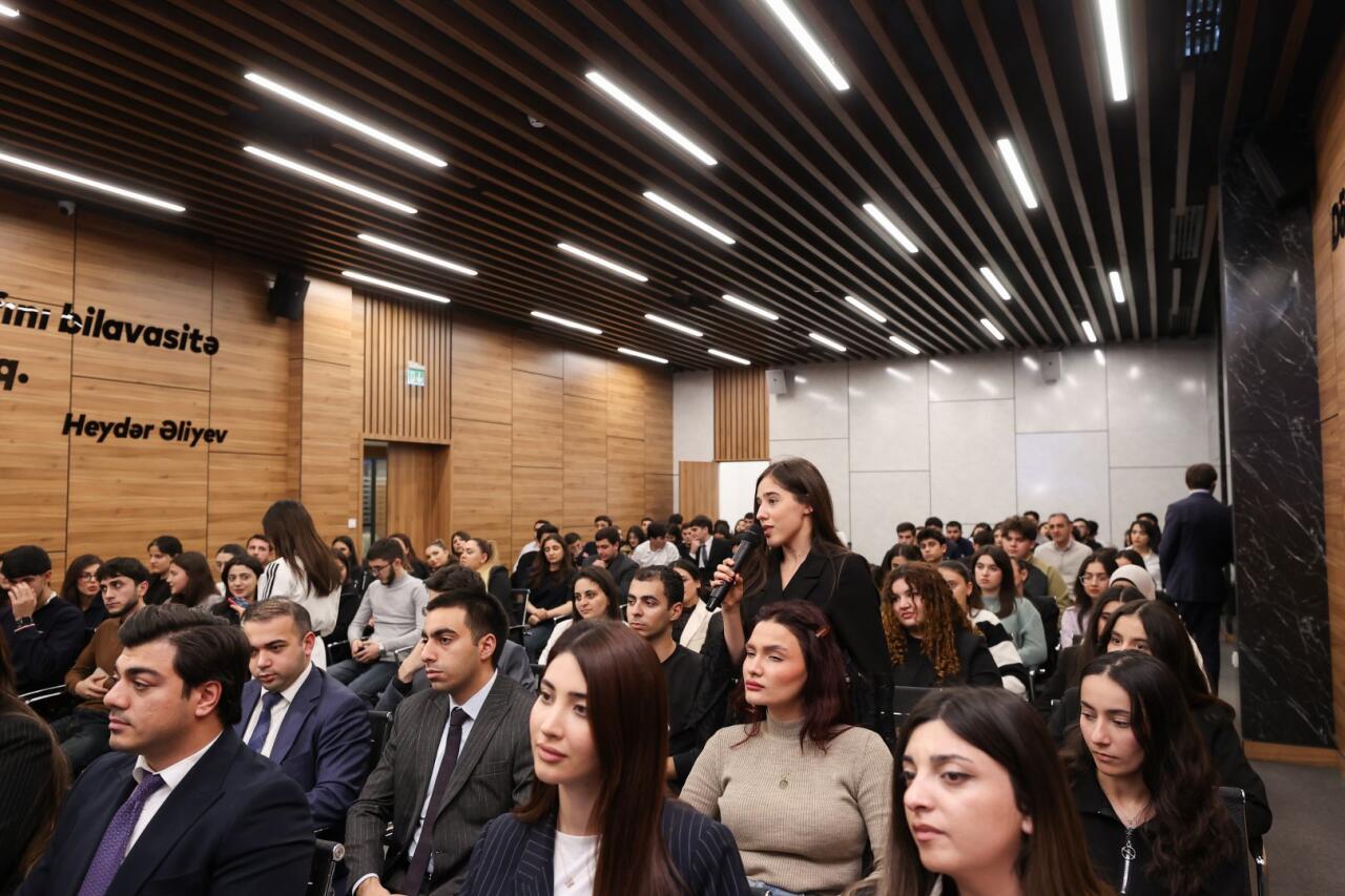 Heydər Əliyevin anım gününə həsr olunmuş “Heydər Əliyev zirvəsi”