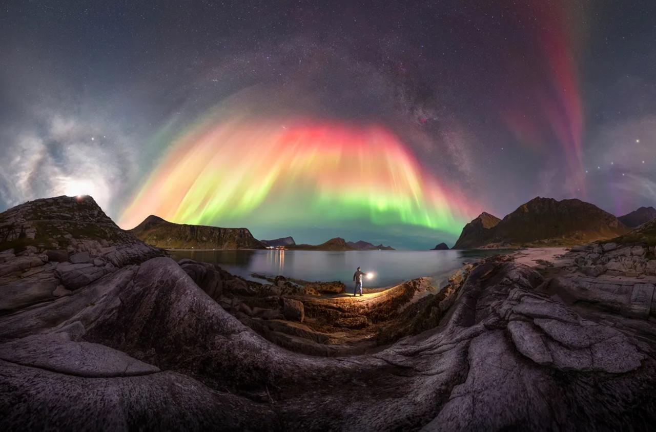 Лучшие фото северного сияния за 2025 год