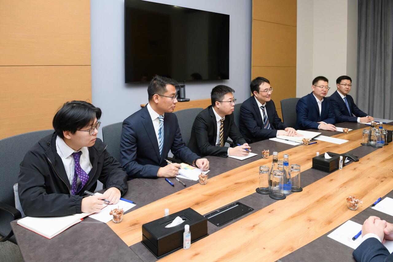 Азербайджан и Китай обсудили перспективы расширения транспортного сотрудничества