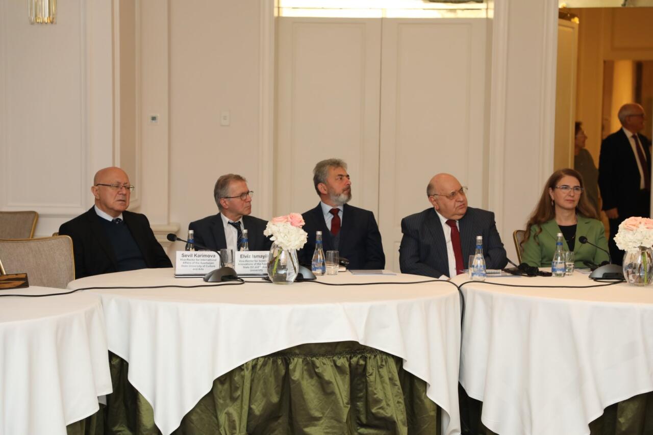 “Əqli mülkiyyət və süni intellekt” mövzusunda beynəlxalq konfransın birinci günü yekunlaşıb