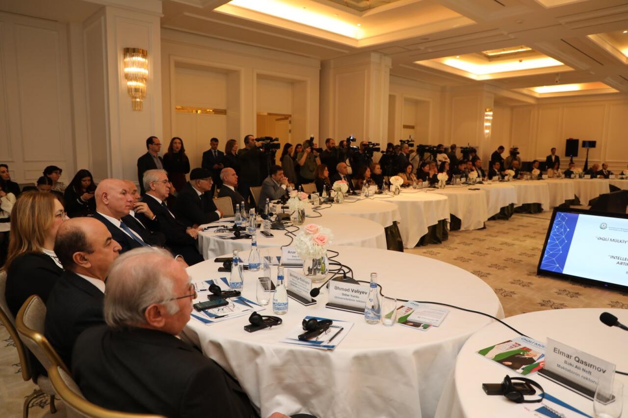 “Əqli mülkiyyət və süni intellekt” mövzusunda beynəlxalq konfransın birinci günü yekunlaşıb