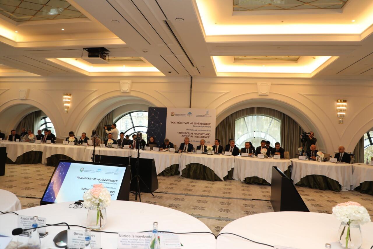 “Əqli mülkiyyət və süni intellekt” mövzusunda beynəlxalq konfransın birinci günü yekunlaşıb