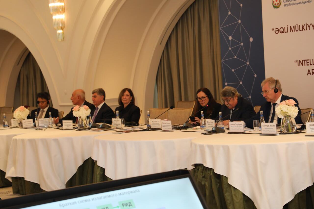 “Əqli mülkiyyət və süni intellekt” mövzusunda beynəlxalq konfransın birinci günü yekunlaşıb