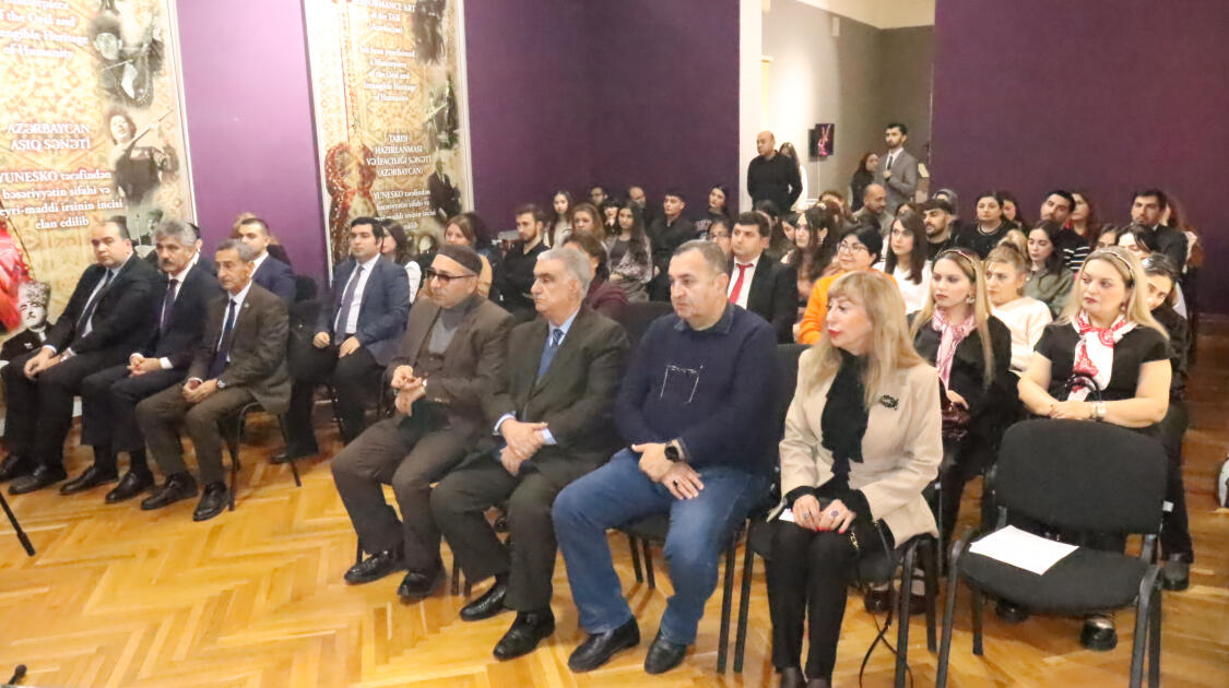 В Баку награждены победители Республиканского конкурса чтецов "Поэзия Хазри"