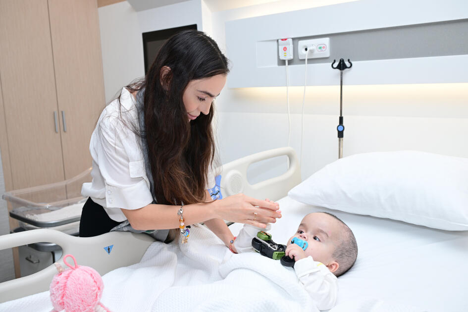 Heydər Əliyev Fondunun vitse-prezidenti Leyla Əliyeva Liv Bona Dea Hospitalında Sümük iliyi nəqli mərkəzinin açılış mərasimində iştirak edib