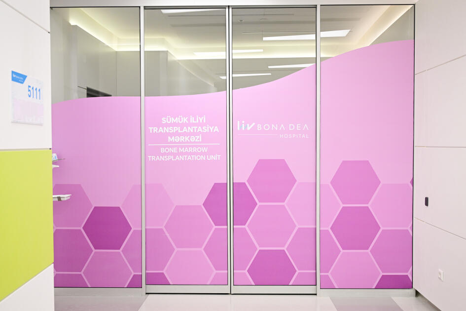 Heydər Əliyev Fondunun vitse-prezidenti Leyla Əliyeva Liv Bona Dea Hospitalında Sümük iliyi nəqli mərkəzinin açılış mərasimində iştirak edib