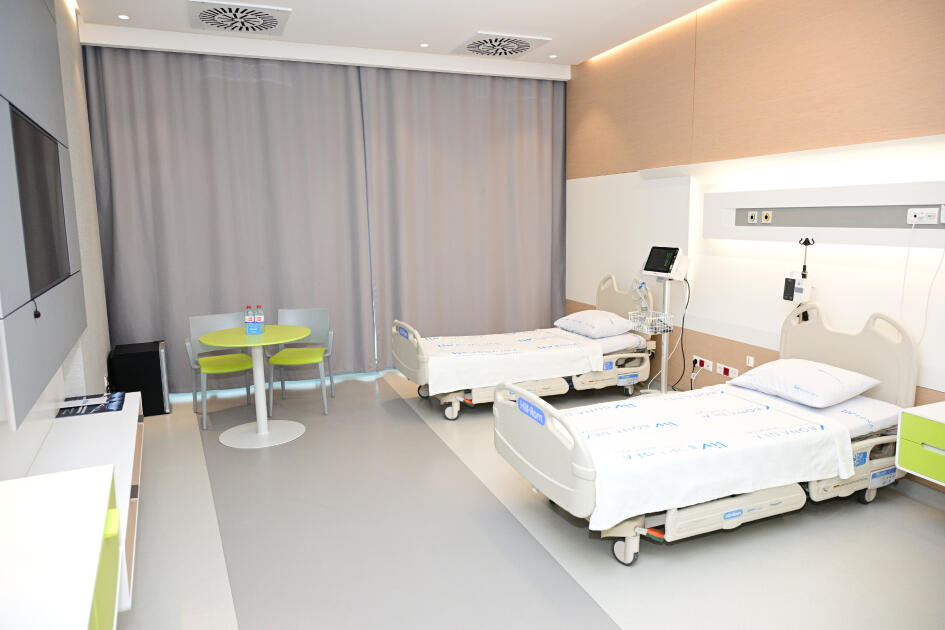 Heydər Əliyev Fondunun vitse-prezidenti Leyla Əliyeva Liv Bona Dea Hospitalında Sümük iliyi nəqli mərkəzinin açılış mərasimində iştirak edib