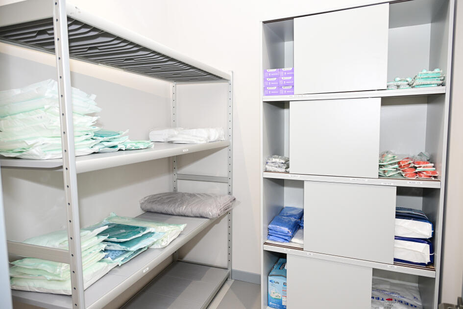 Heydər Əliyev Fondunun vitse-prezidenti Leyla Əliyeva Liv Bona Dea Hospitalında Sümük iliyi nəqli mərkəzinin açılış mərasimində iştirak edib