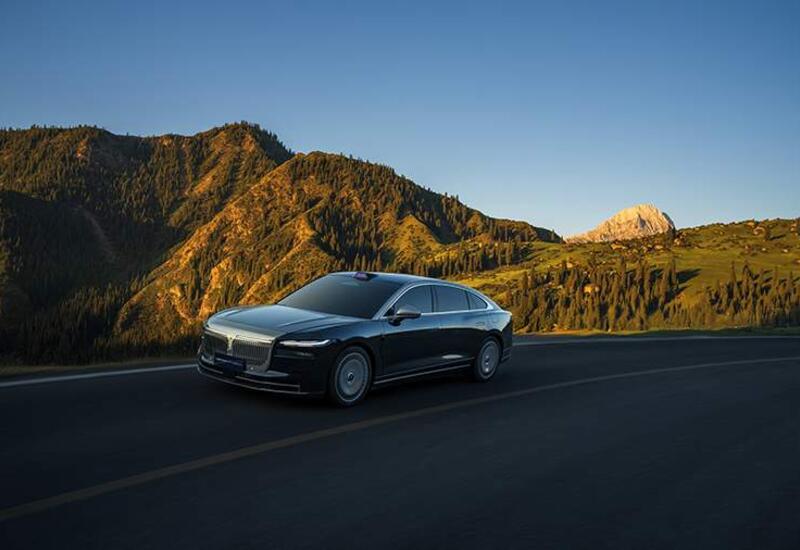 Voyah провел китайскую премьеру седана Passion