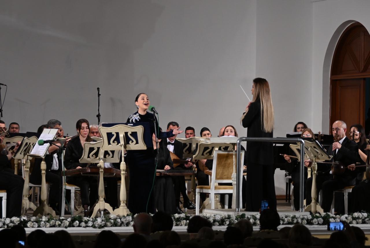 В Баку состоялся торжественный вечер, посвященный 150-летию выдающегося государственного деятеля Фатали хана Хойского