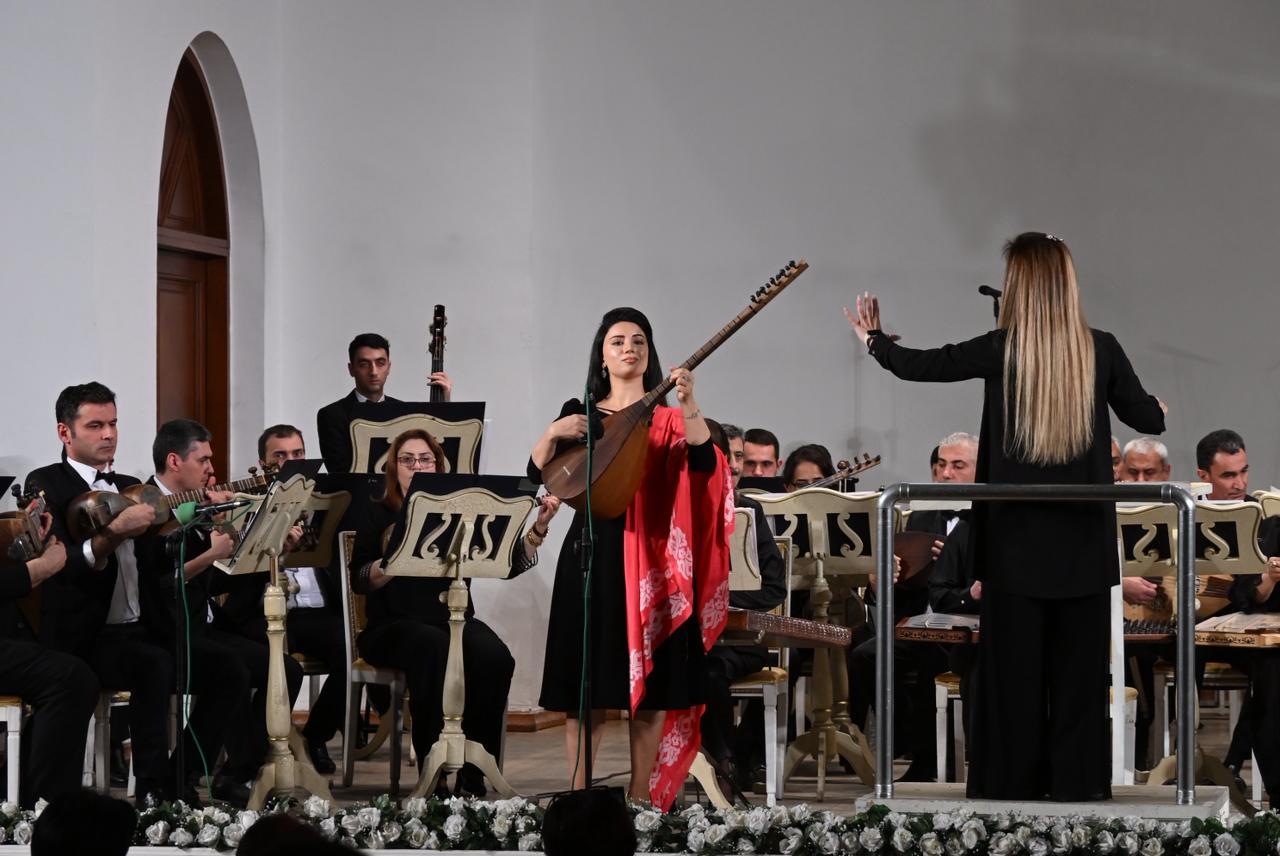 В Баку состоялся торжественный вечер, посвященный 150-летию выдающегося государственного деятеля Фатали хана Хойского