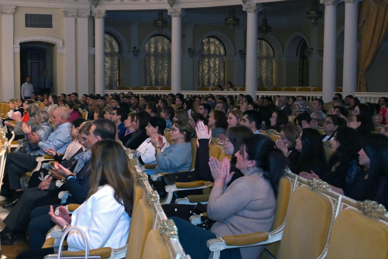 В Баку состоялся торжественный вечер, посвященный 150-летию выдающегося государственного деятеля Фатали хана Хойского