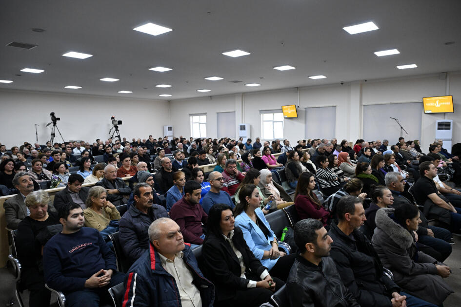 Ruben Vardanyanın məhkəməsi sənədlərin tədqiqi ilə davam etdirilib