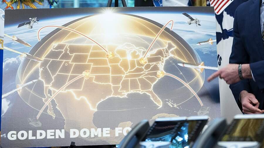 Trumpova administracija uvedla »zlato kartico« za pridobitev ameriškega vizuma za milijon dolarjev