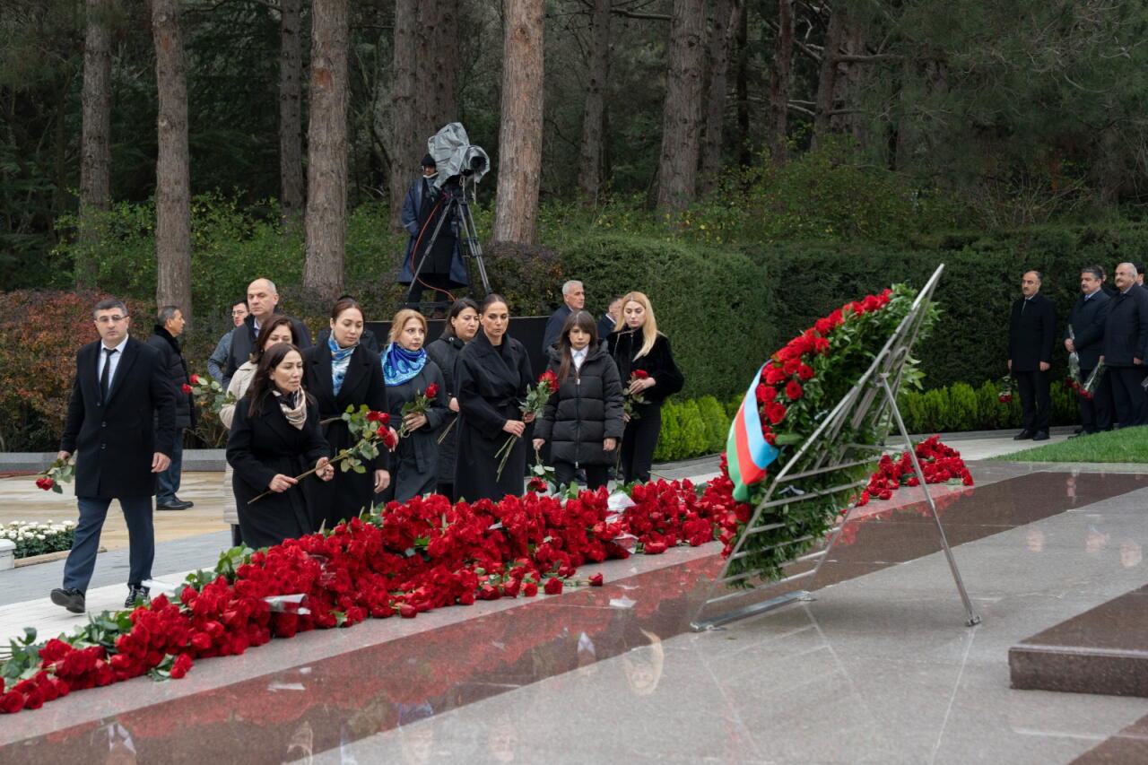Сотрудники МЭПР почтили память общенационального лидера Гейдара Алиева