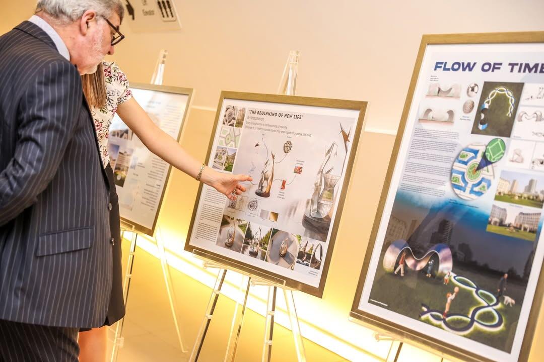 Посольство Великобритании в Баку наградило победительниц Women in Architecture Competition