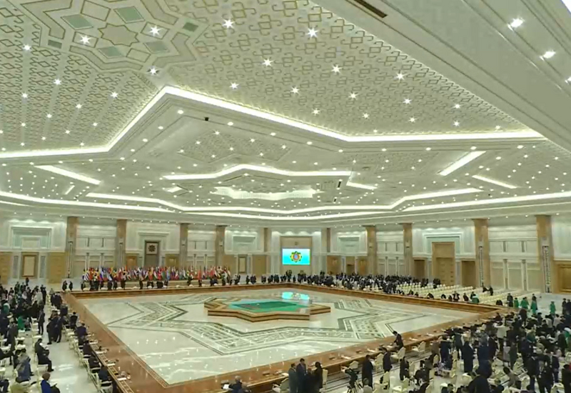 Али Асадов принимает участие в форуме, посвященном 30-летию постоянного нейтралитета Туркменистана