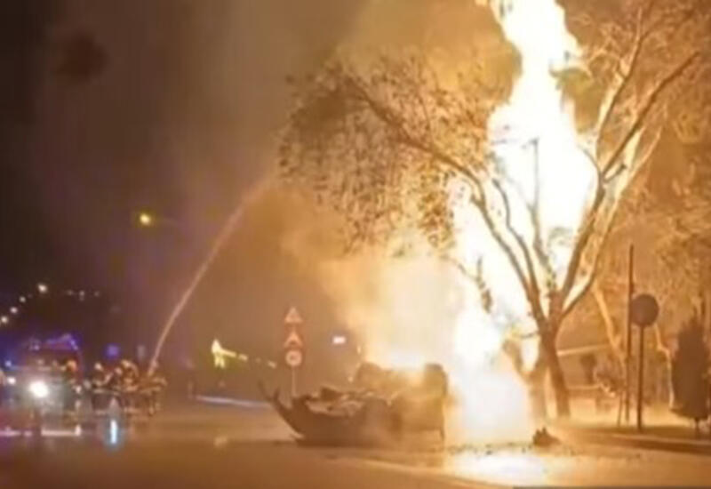 ДТП в Баку привело к пожару на газопроводе