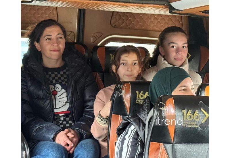 Новая группа переселенцев отправлена в село Гасанриз Агдеринского района