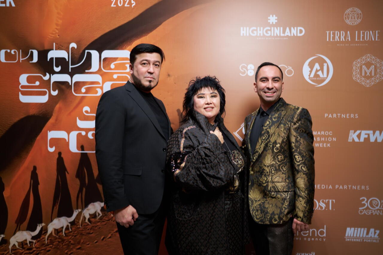 On the Great Silk Road - яркие краски 19-го сезона Azerbaijan Fashion Week