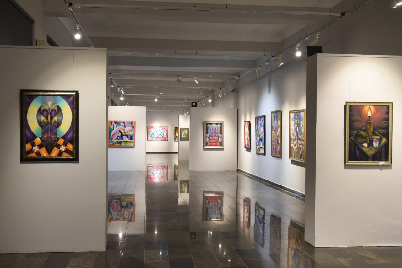 Жизнь Расима Назирова, оставшаяся на полотнах