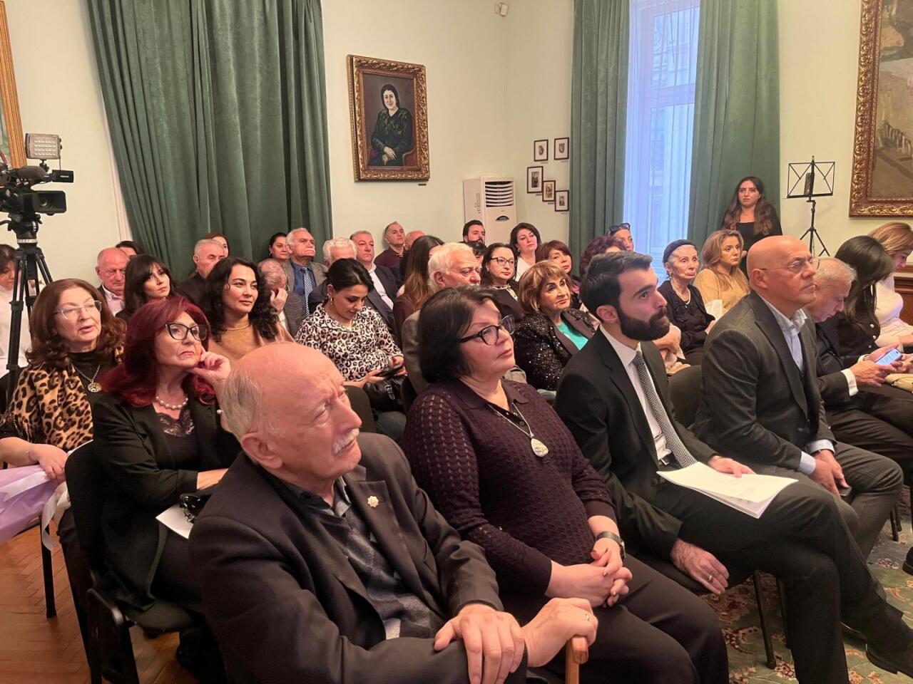 Дом-музей Самеда Вургуна, открытый по инициативе великого лидера Гейдара Алиева, отметил 50-летие