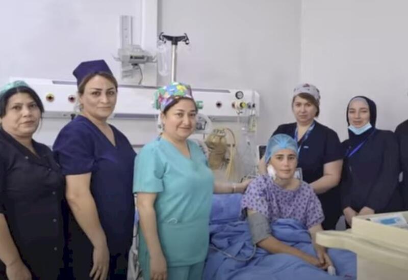 Əməliyyat olunan 6 uşaq anasının ürəyi dayandı