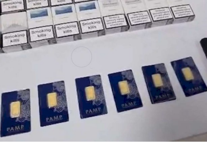 Mobil telefonda gizlədilən qızıl külçələr aşkarlandı