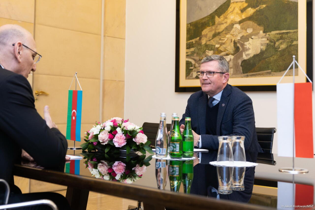 Elçin Əmirbəyov Polşada işgüzar səfərdə olub