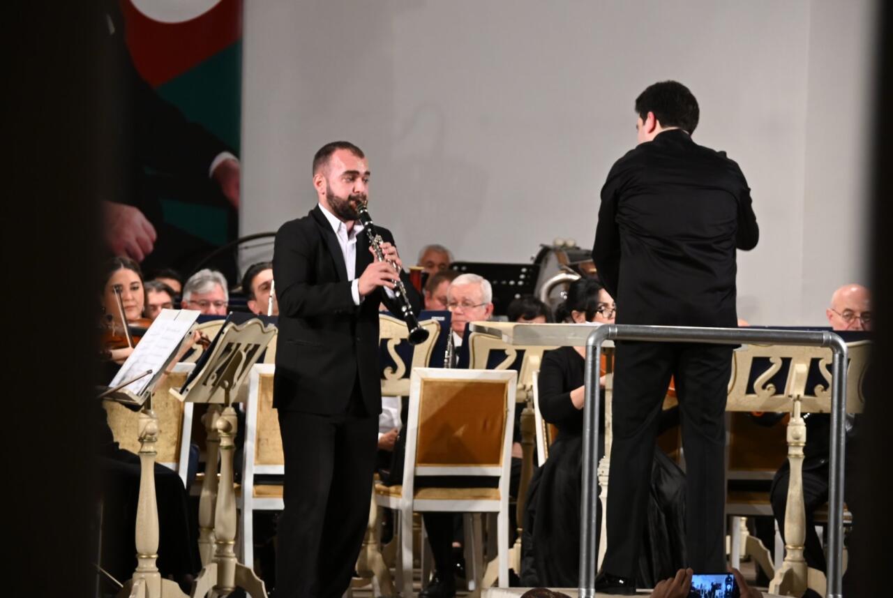 В Филармонии состоялся вечер, посвященный светлой памяти общенационального лидера Гейдара Алиева