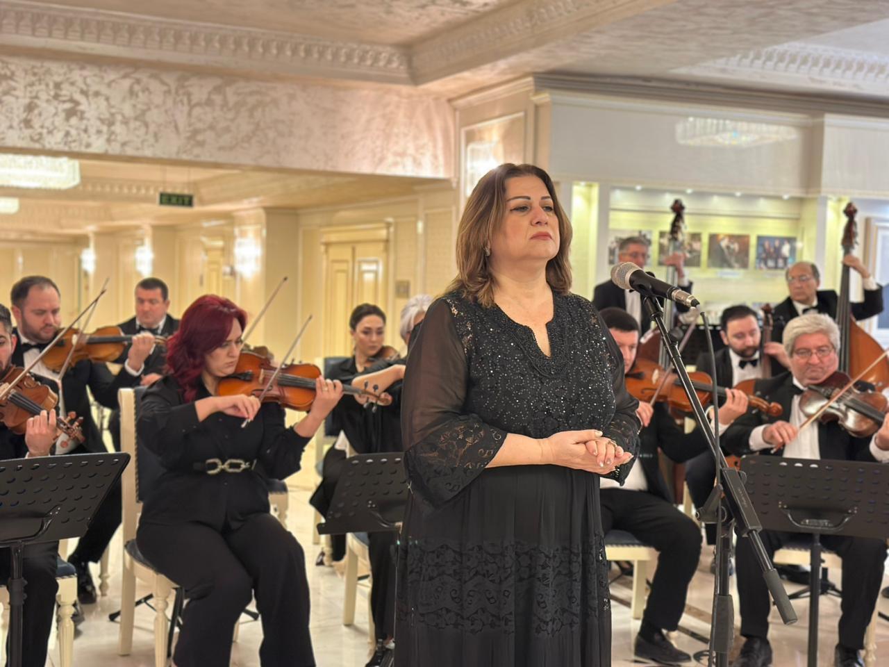 В Гянджинской государственной филармонии состоялся вечер памяти великого лидера Гейдара Алиева