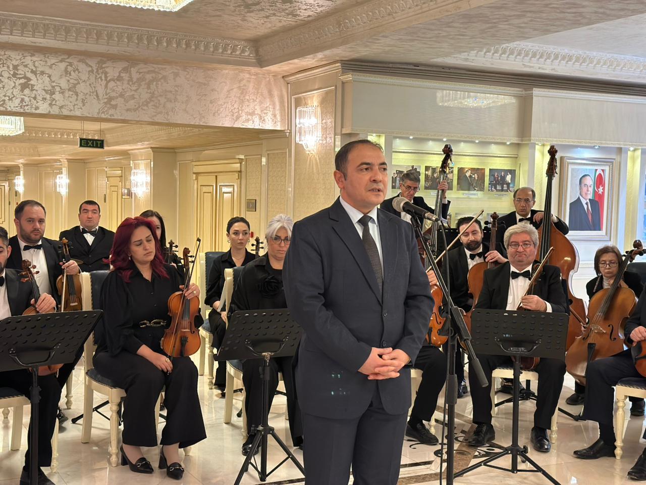 В Гянджинской государственной филармонии состоялся вечер памяти великого лидера Гейдара Алиева