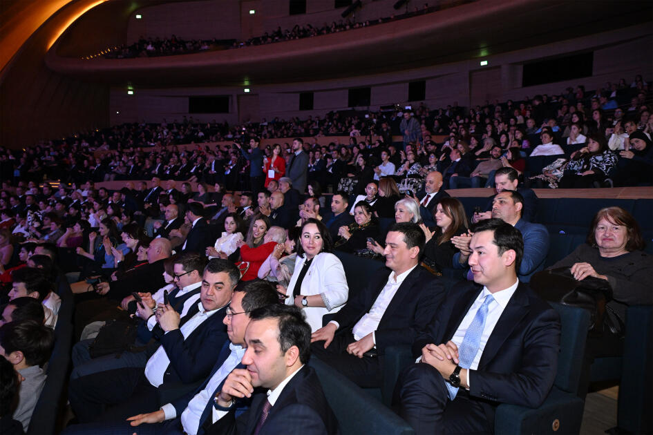 В Баку состоялась церемония открытия Дней культуры Узбекистана