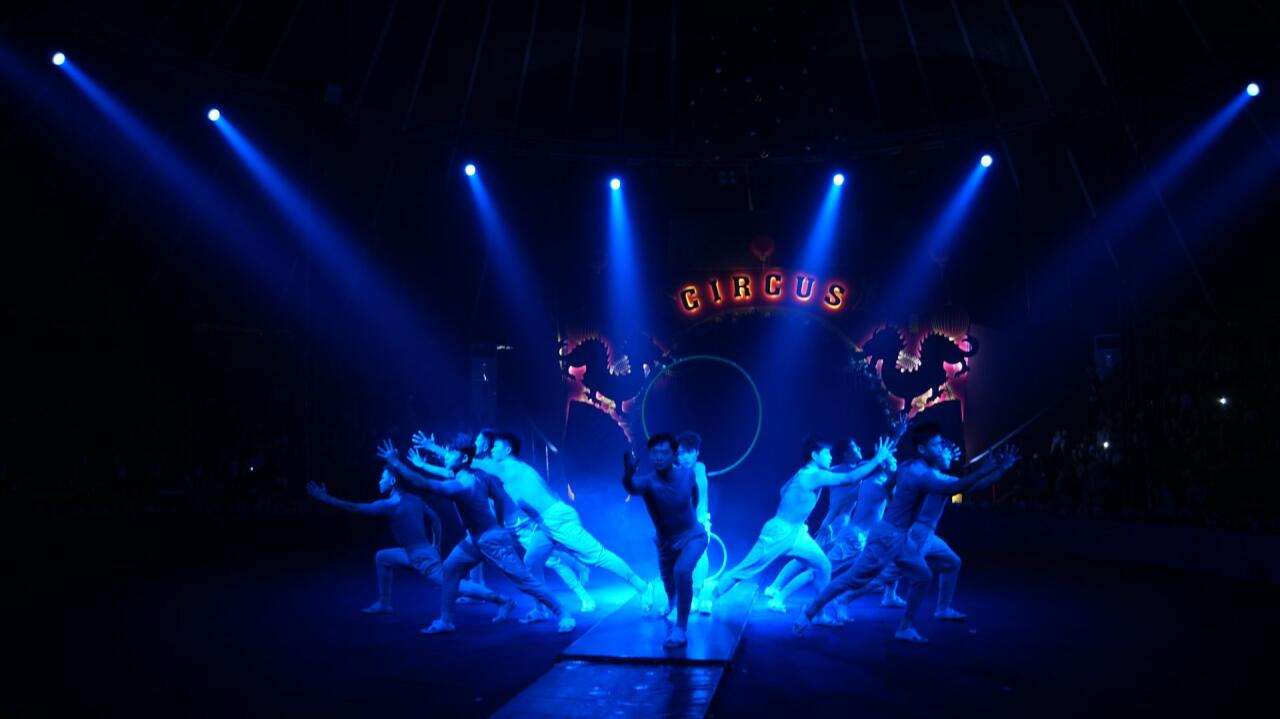 Китайский цирк в Баку бьет рекорды - уже продано 20 000 билетов