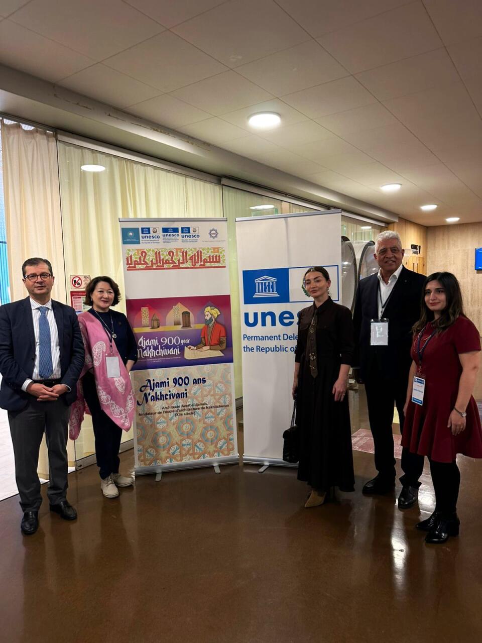 UNESCO-nun mənzil qərargahında Memar Əcəminin anadan olmasının 900 illiyi münasibətilə sərgi açılıb