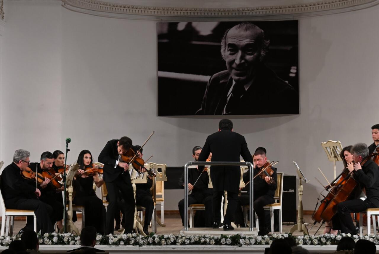 Когда дирижер остается с оркестром навсегда - концерт к 100-летию Назима Рзаева