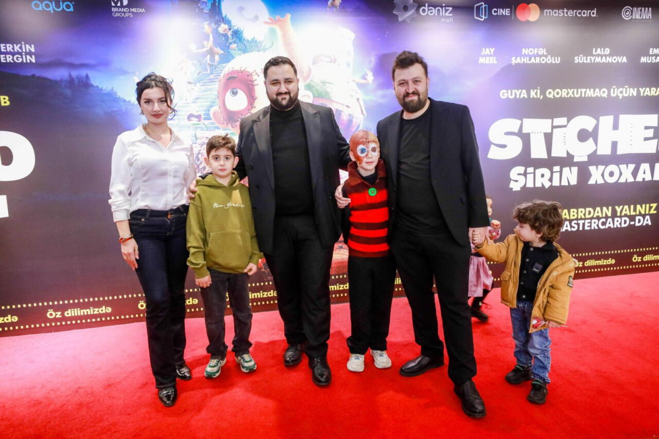 Новогодний фестиваль в Баку - бродячий цирк, жуткие существа...