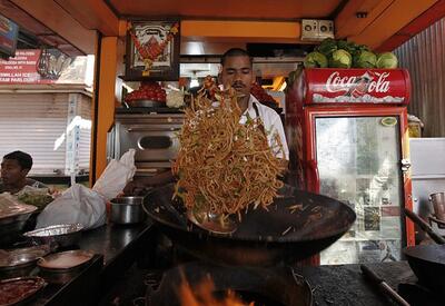 Индиец раскрыл правду о чистоте уличной еды