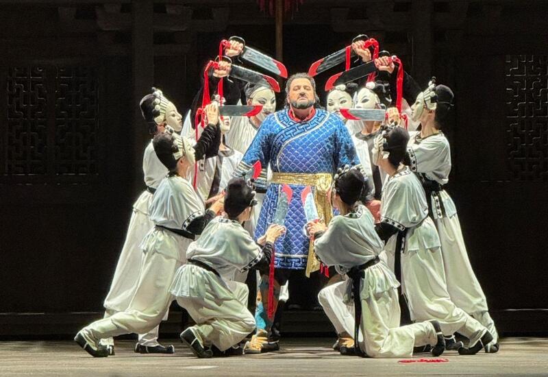 Azərbaycanlı məşhur tenor London Kral Opera evinin səhnəsində!