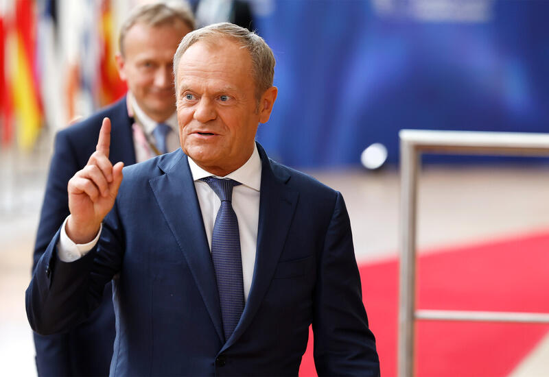 Туск пожаловался на Навроцкого