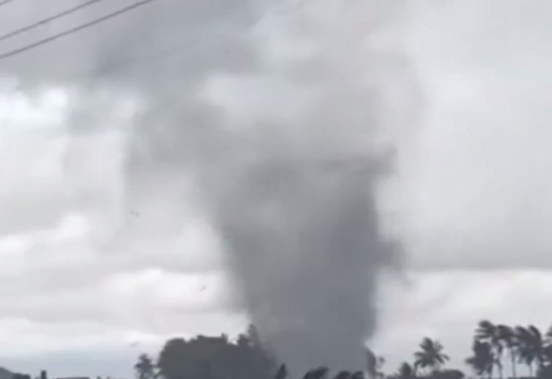 Индонезийский город пострадал от торнадо