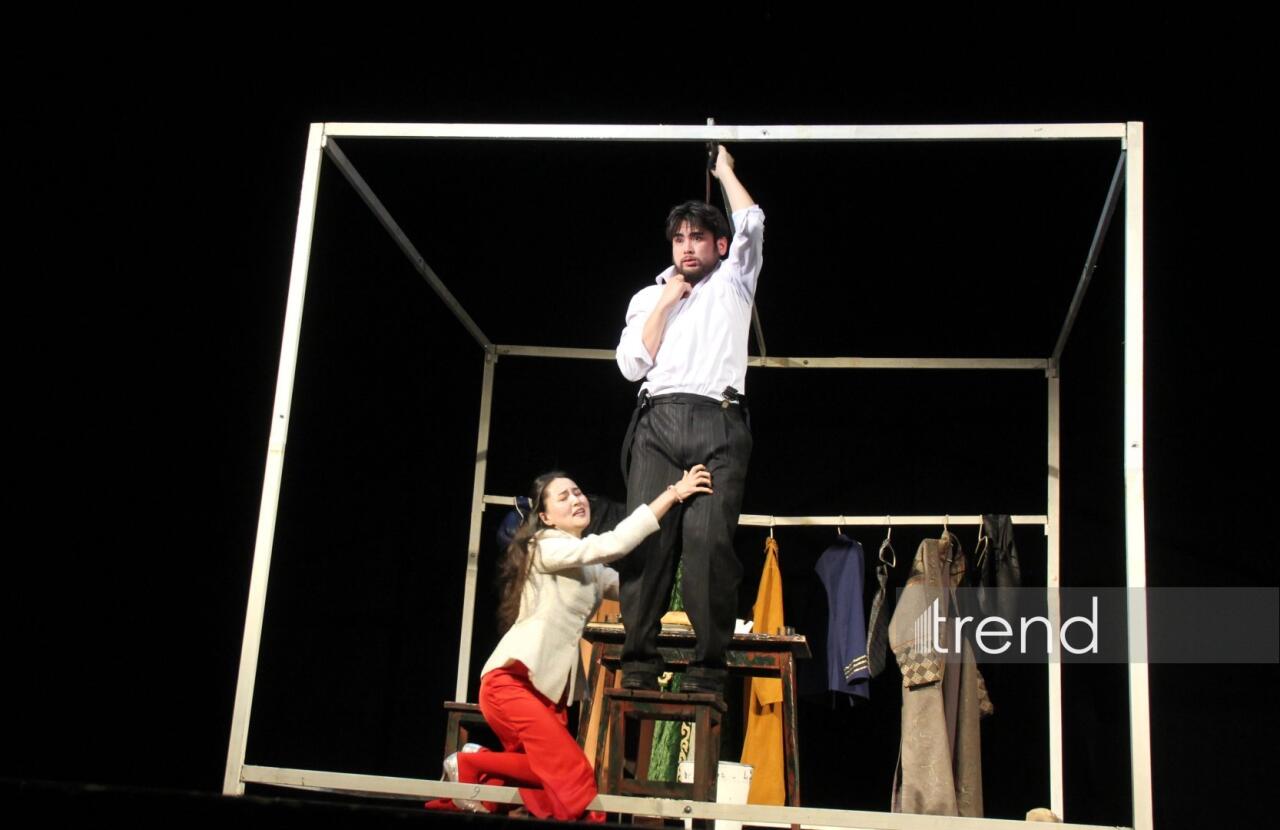 В Азербайджанском русском драмтеатре прошли первые гастроли Жетысайского драмтеатра со спектаклем "Мой друг"