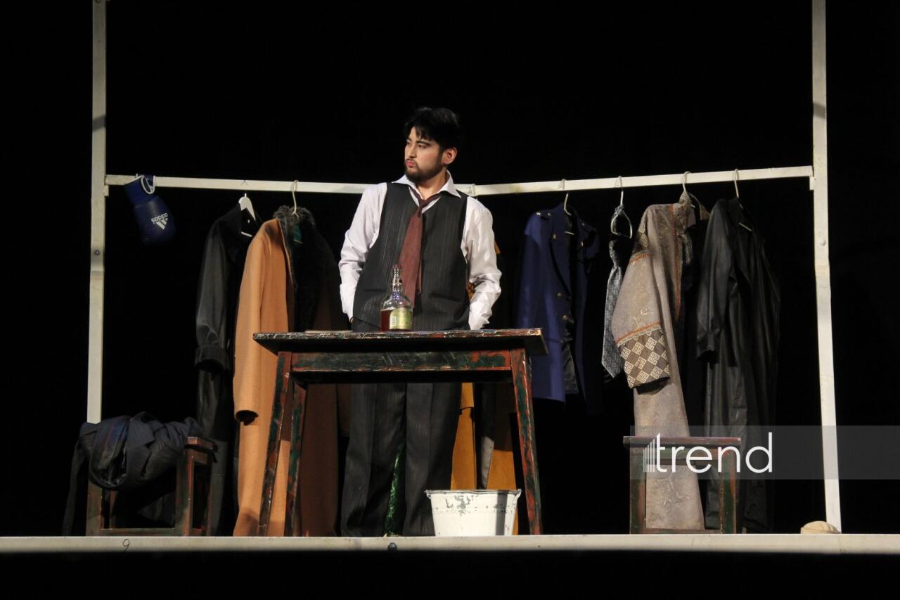 В Азербайджанском русском драмтеатре прошли первые гастроли Жетысайского драмтеатра со спектаклем "Мой друг"